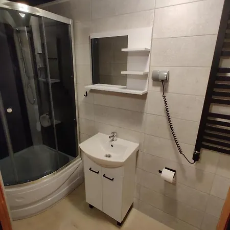 Osrodek Lesny Rajsko W Zapuscie Zapusta