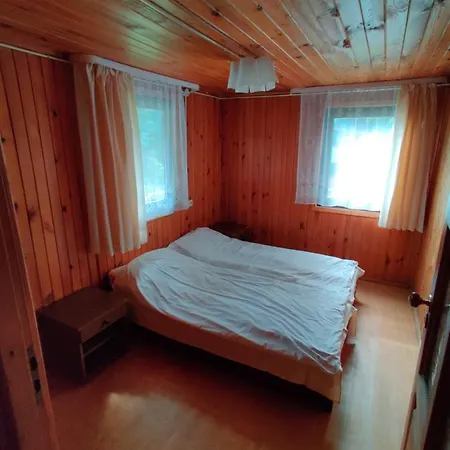 Osrodek Lesny Rajsko W Zapuscie Campingplads Zapusta