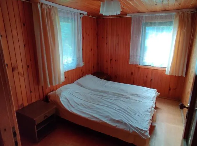 Osrodek Lesny Rajsko W Zapuscie Kamp alanı Zapusta