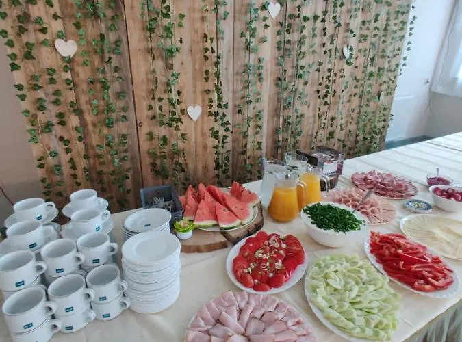 Osrodek Lesny Rajsko W Zapuscie Zapusta